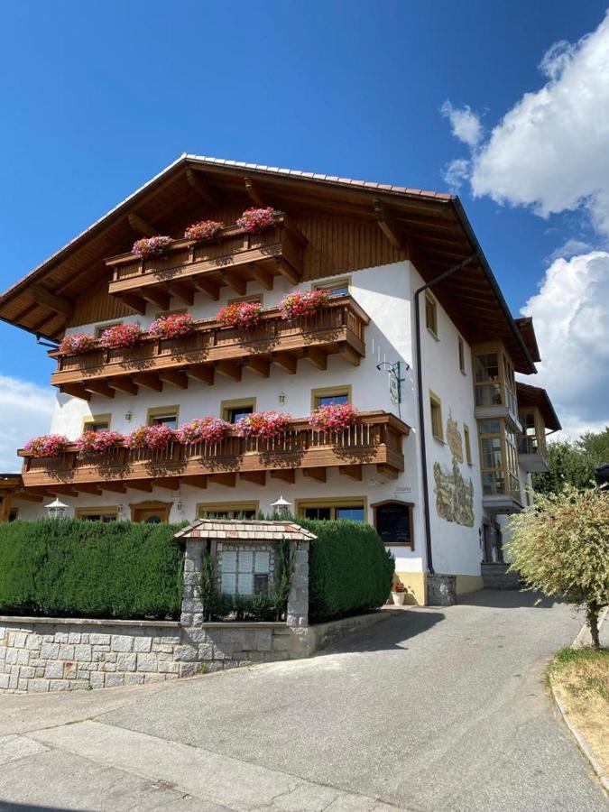 Landgasthof Brandtner Wirt Langdorf  المظهر الخارجي الصورة